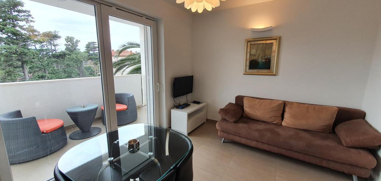 נובליה Apartments Lofiel מראה חיצוני תמונה