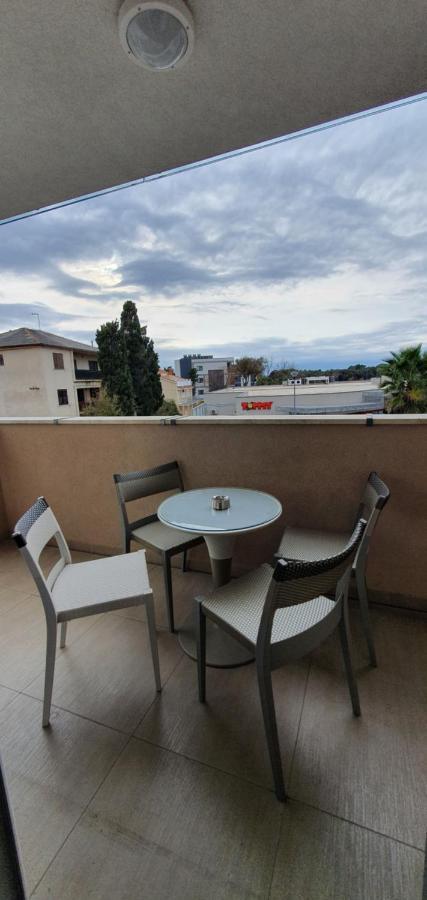 נובליה Apartments Lofiel מראה חיצוני תמונה
