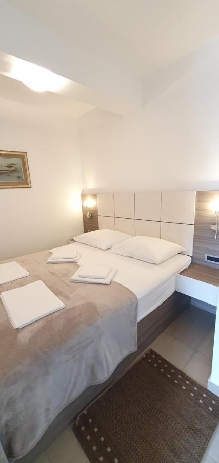 נובליה Apartments Lofiel מראה חיצוני תמונה