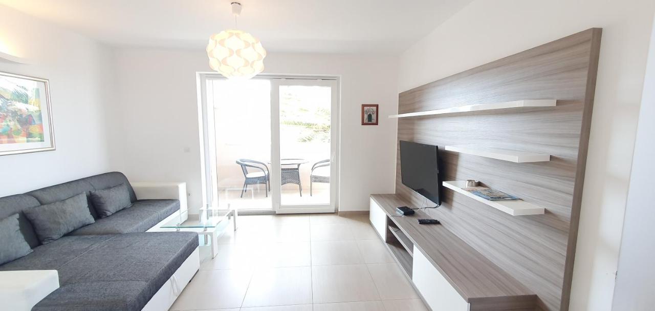 נובליה Apartments Lofiel מראה חיצוני תמונה