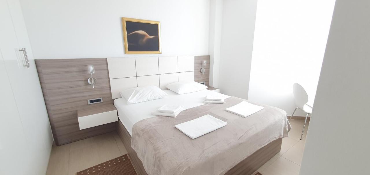 נובליה Apartments Lofiel מראה חיצוני תמונה