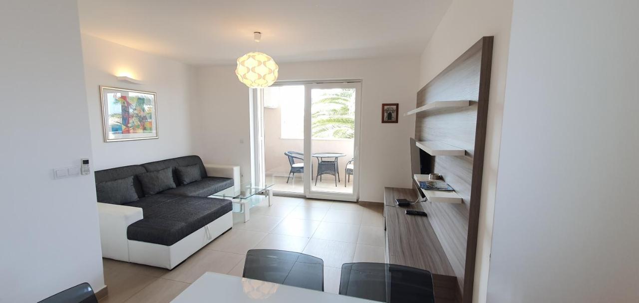 נובליה Apartments Lofiel מראה חיצוני תמונה